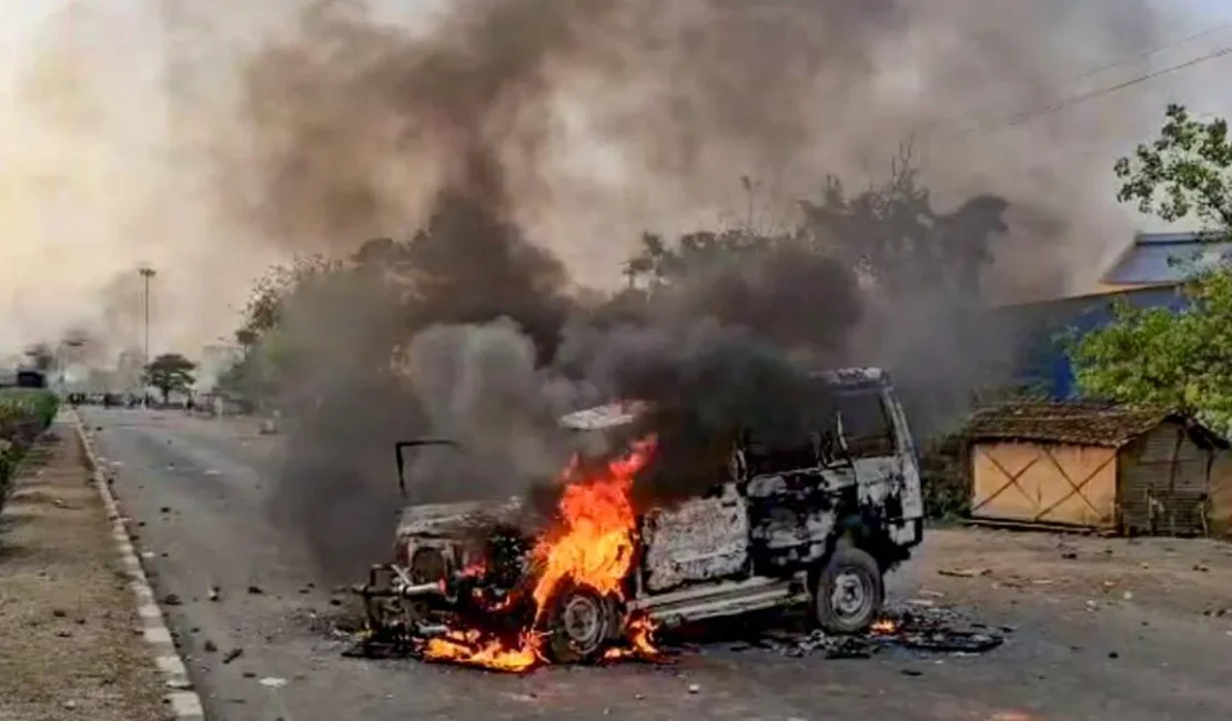 Murshidabad Erupts Over Waqf Act: Mamata Rejects Law, Central Forces Deployed